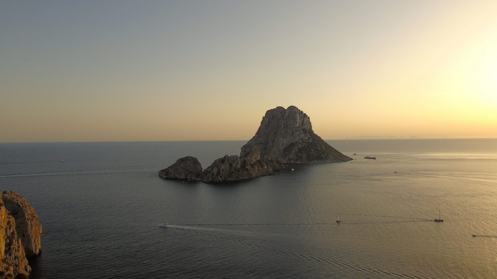 Isla de Es Vedrá, el islote más fotografiado en Ibiza