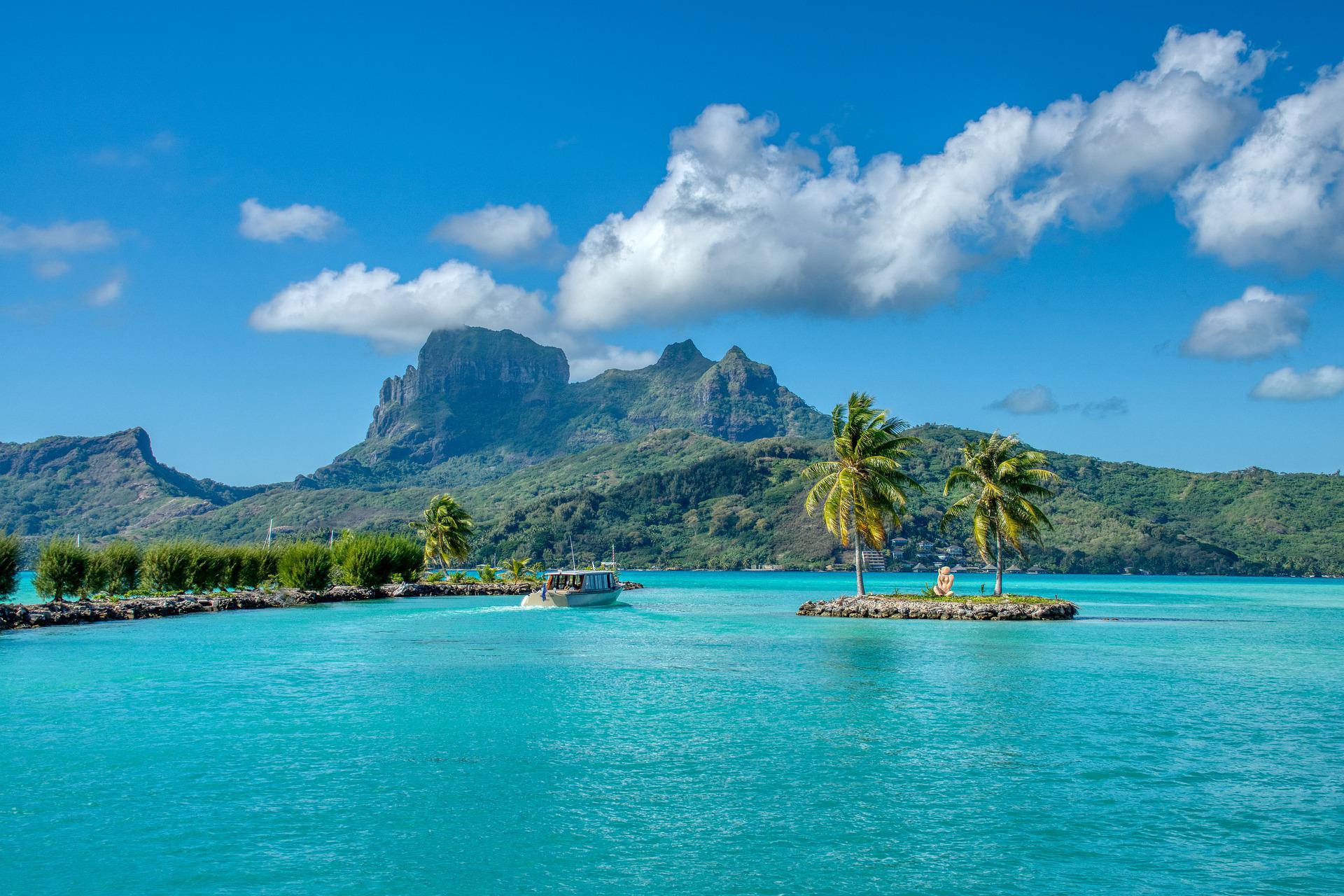 Dónde viajar en agosto: 10 destinos isleños ideales