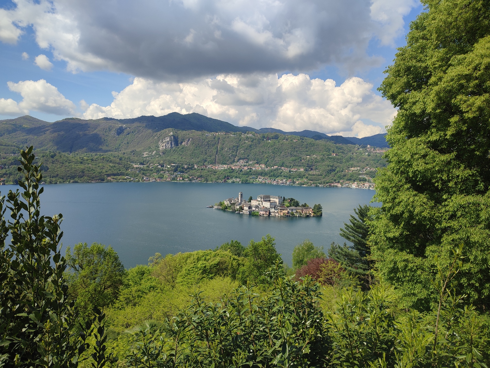 Isla de San Giulio, la joya del lago Orta